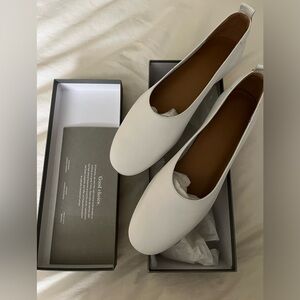 Everlane Day Glove flats size 8 white leather BNIB